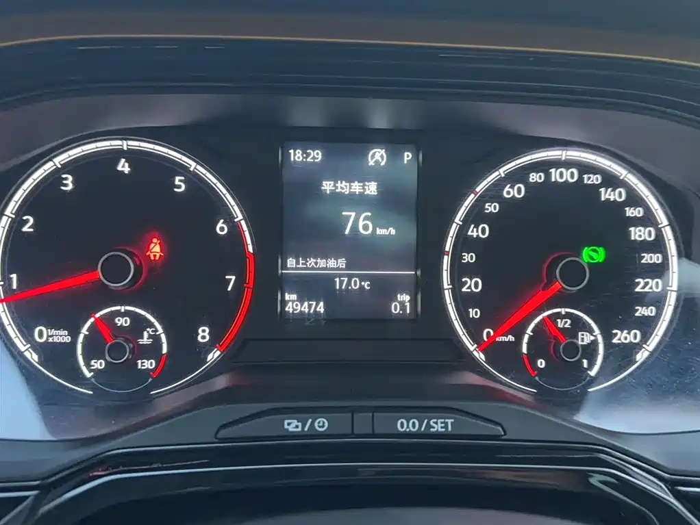 Volkswagen Polo 2019 Plus 1.5L Automatic Colorful Tech Edition фото 11