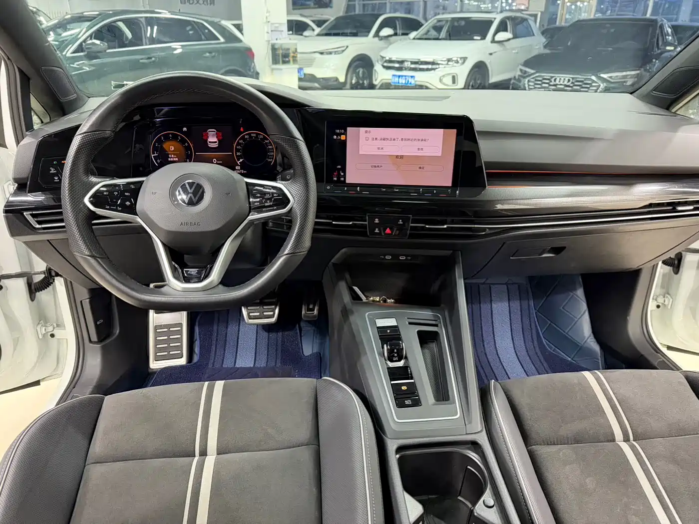 Volkswagen Golf 2021 280TSI DSG R-Line фото 19