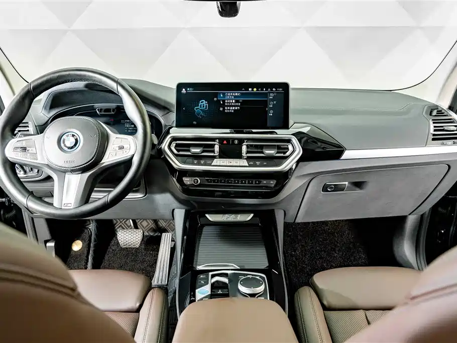 BMW iX3 2024 2023 Leading Type