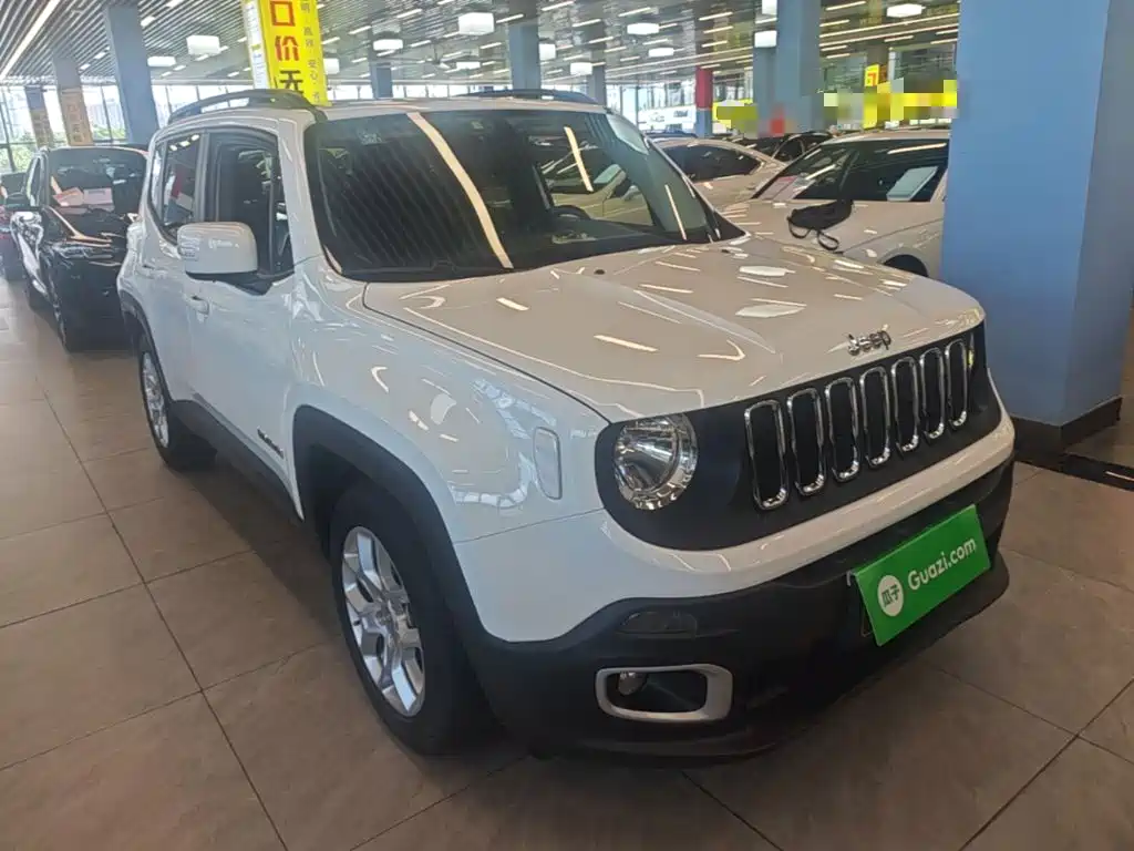 Jeep Renegade 2019 2018 Connected Large Screen Edition 180T Automatic High Energy