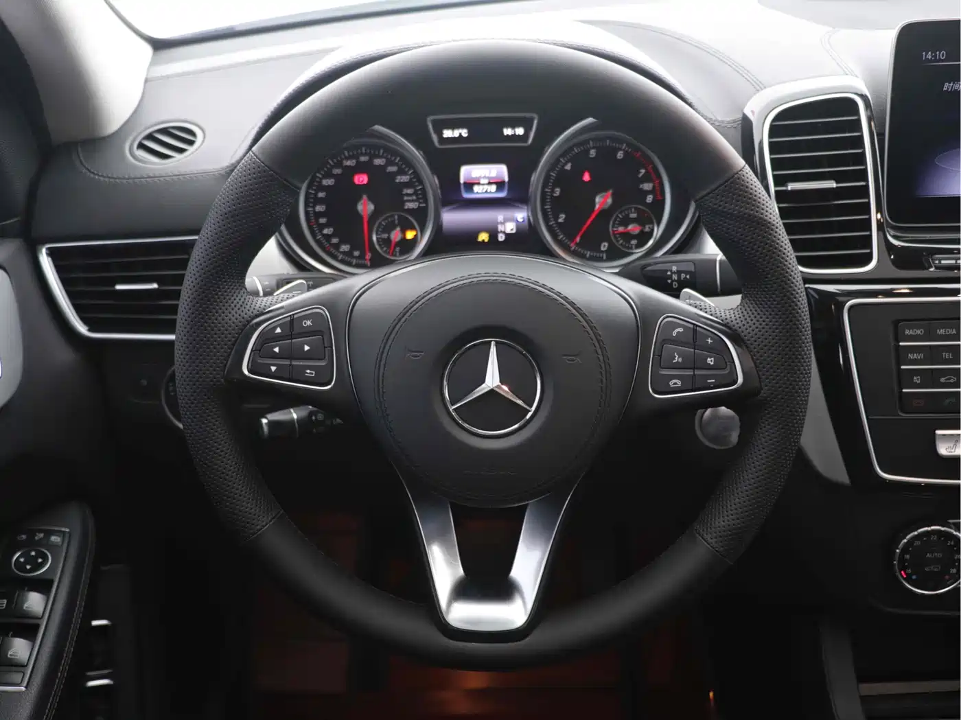 Mercedes-Benz GLS 2018 Facelift GLS 320 4MATIC фото 5