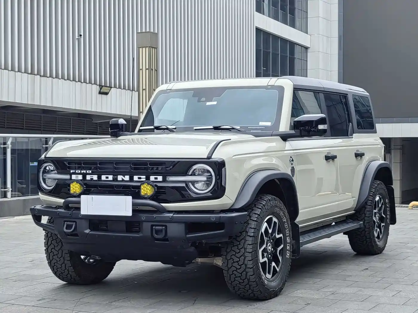 Ford Bronco