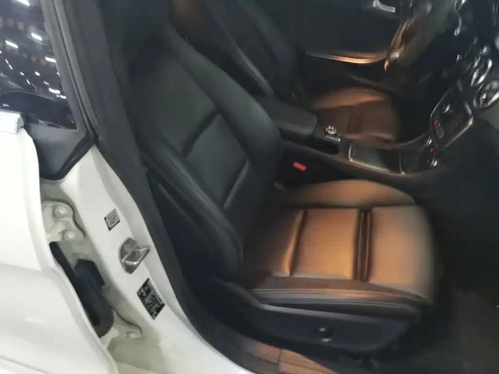Mercedes-Benz CLA (Import) 2018 2017 Facelift CLA 200 Style