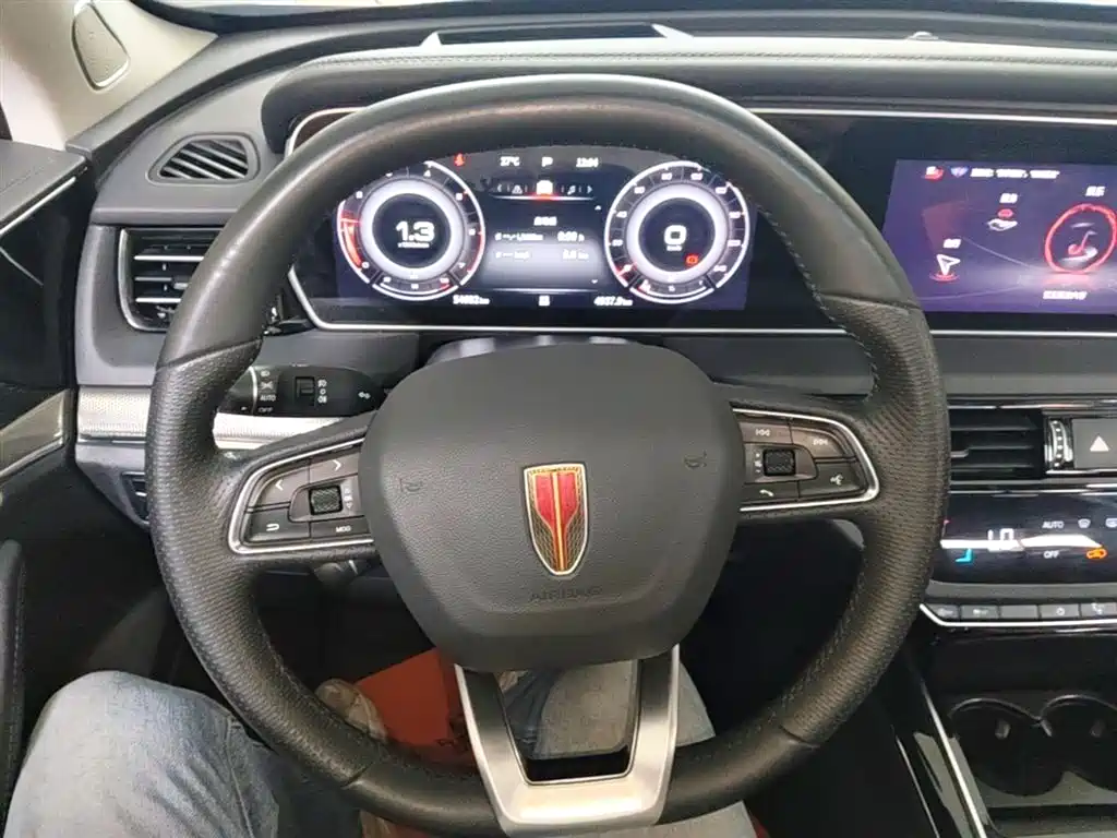 Hongqi HS5 2022 Facelift 2.0T Smart Flag Enjoyment Edition фото 11