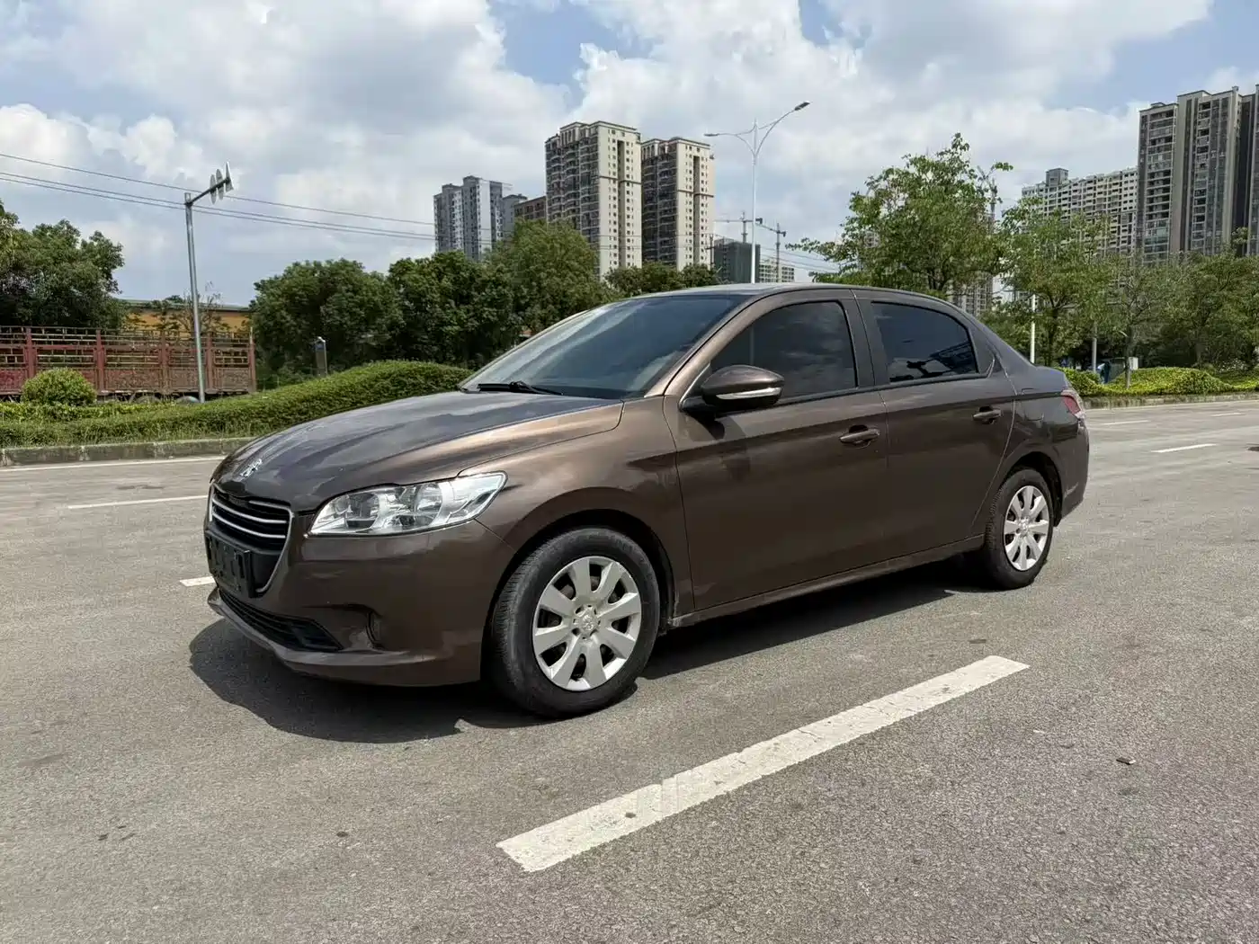 Peugeot 301 2016 1.6L Manual Comfort Edition