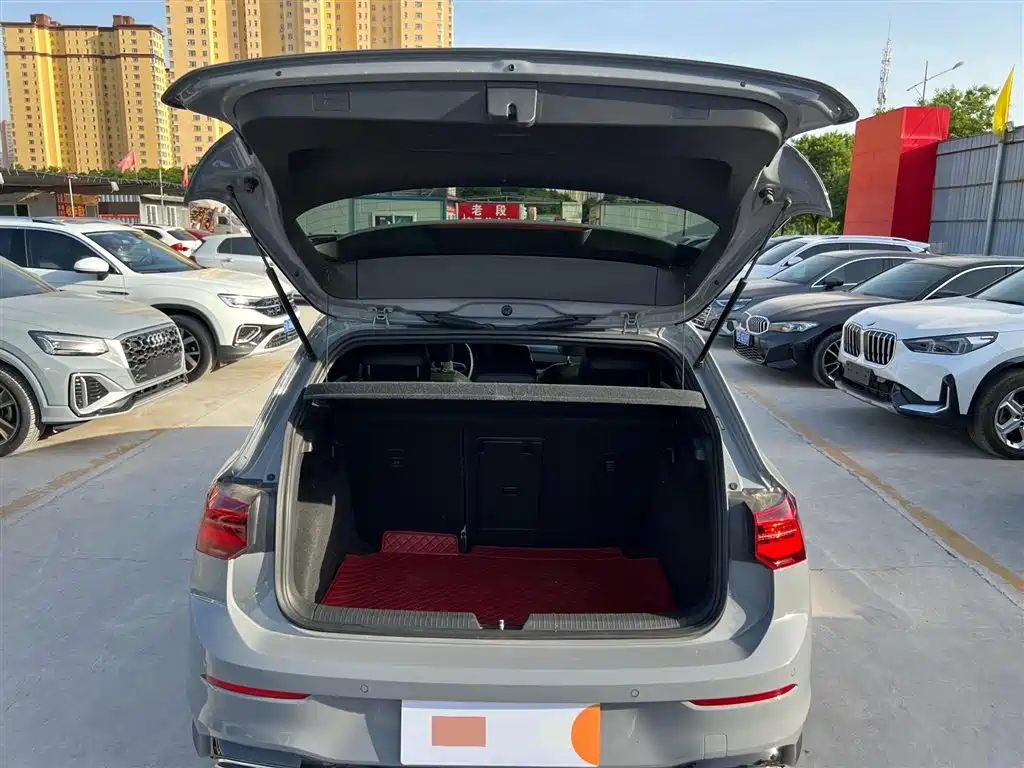Volkswagen Golf 2023 280TSI DSG R-Line Lite фото 13