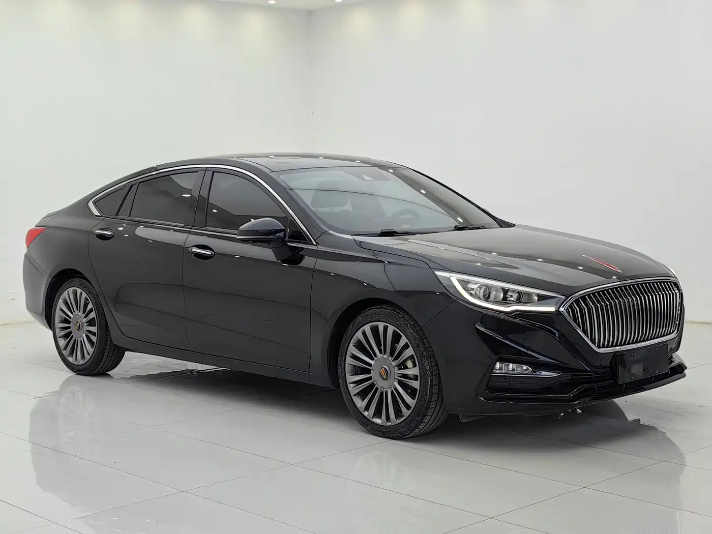 Hongqi H5 2019 30TD Smart Connect Enjoy Edition фото 3