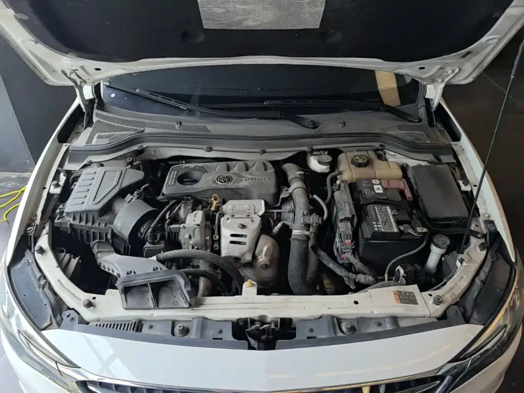 Фото 20 - Buick Excelle