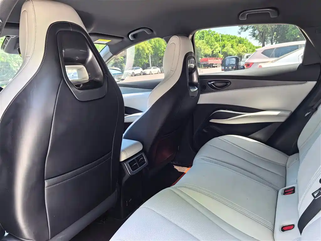 BYD Seal 06 New Energy 2025 DM-i Smart Drive 80KM Luxury фото 6
