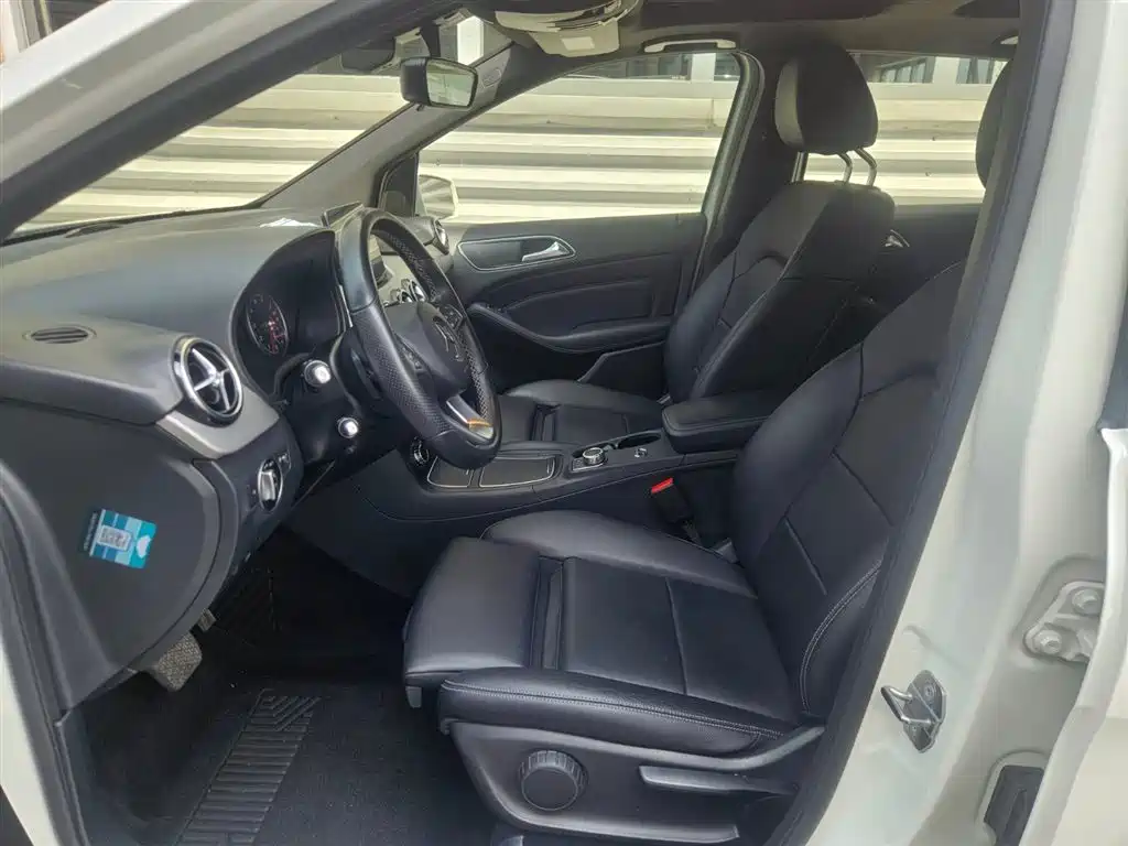 Mercedes-Benz B-Class 2019 B 200 Dynamic фото 10