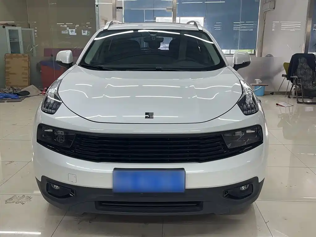 Lynk & Co 01 2019 2.0T 2WD Pure Version China VI фото 10