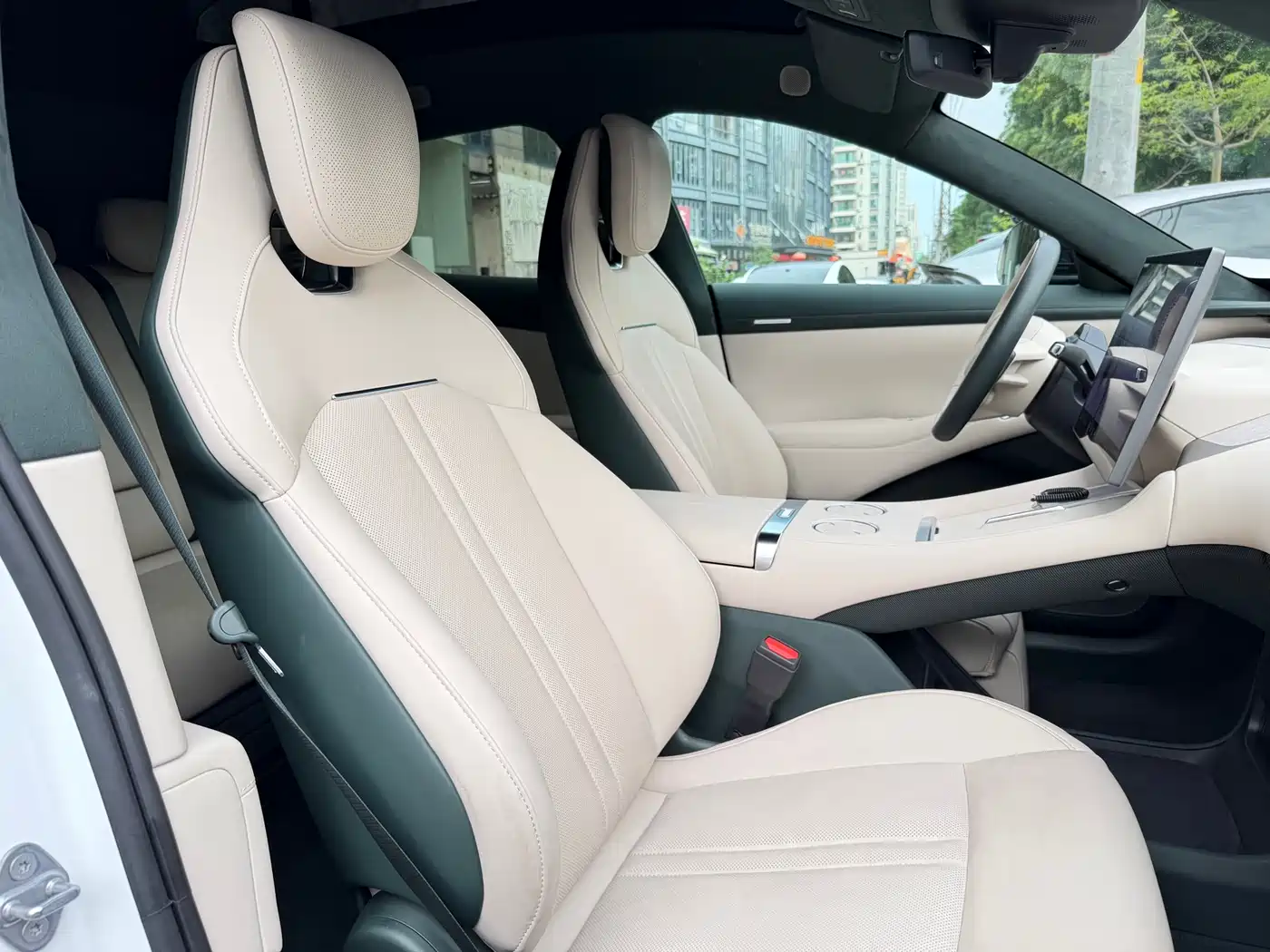 Xiaomi Auto Xiaomi YU7 2025 Ultra Long Range High Performance AWD Max Edition фото 8