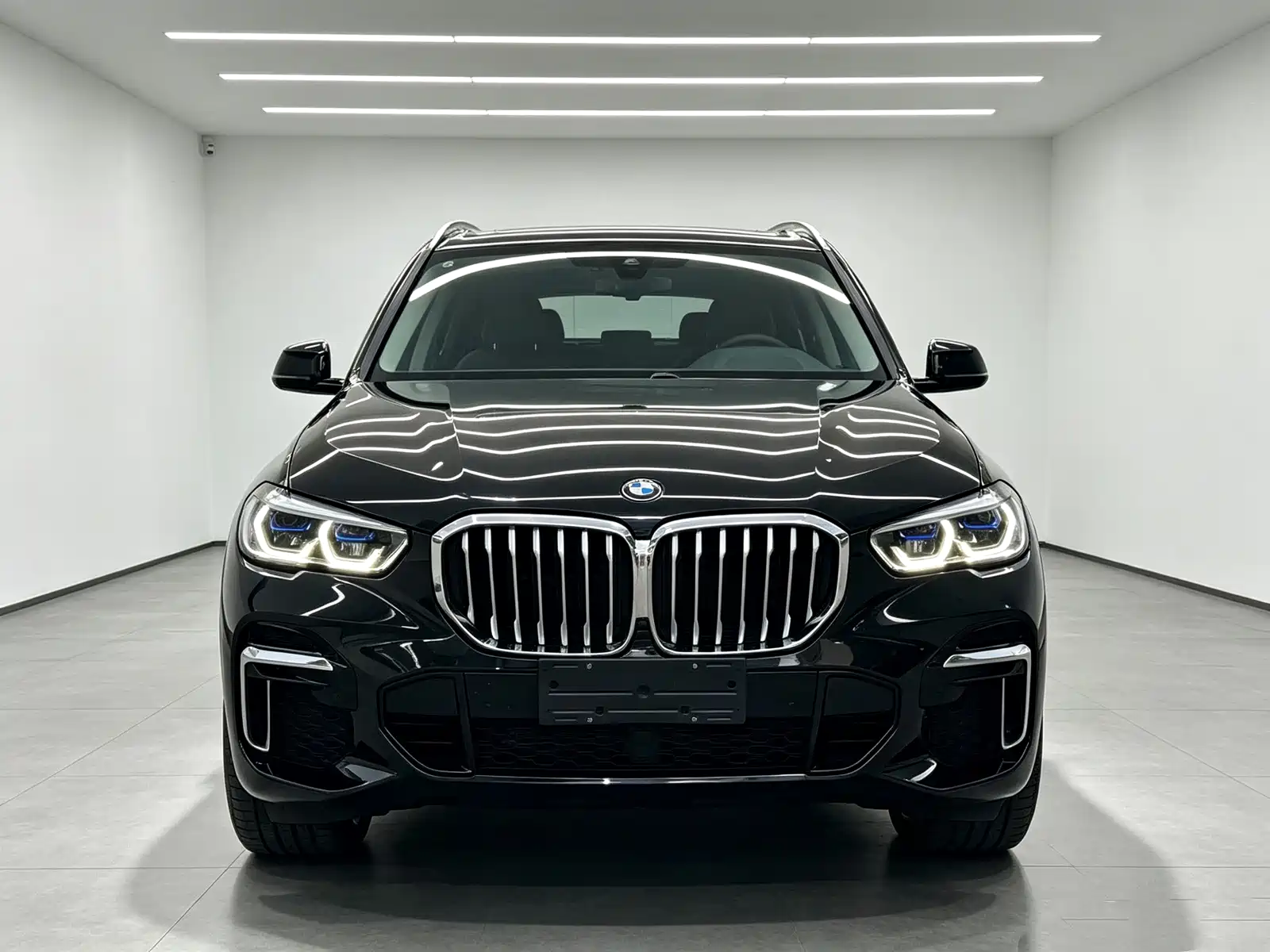 Фото 2 - BMW X5