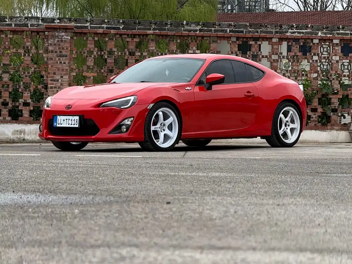 Toyota 86 2013 2.0L Automatic Luxury