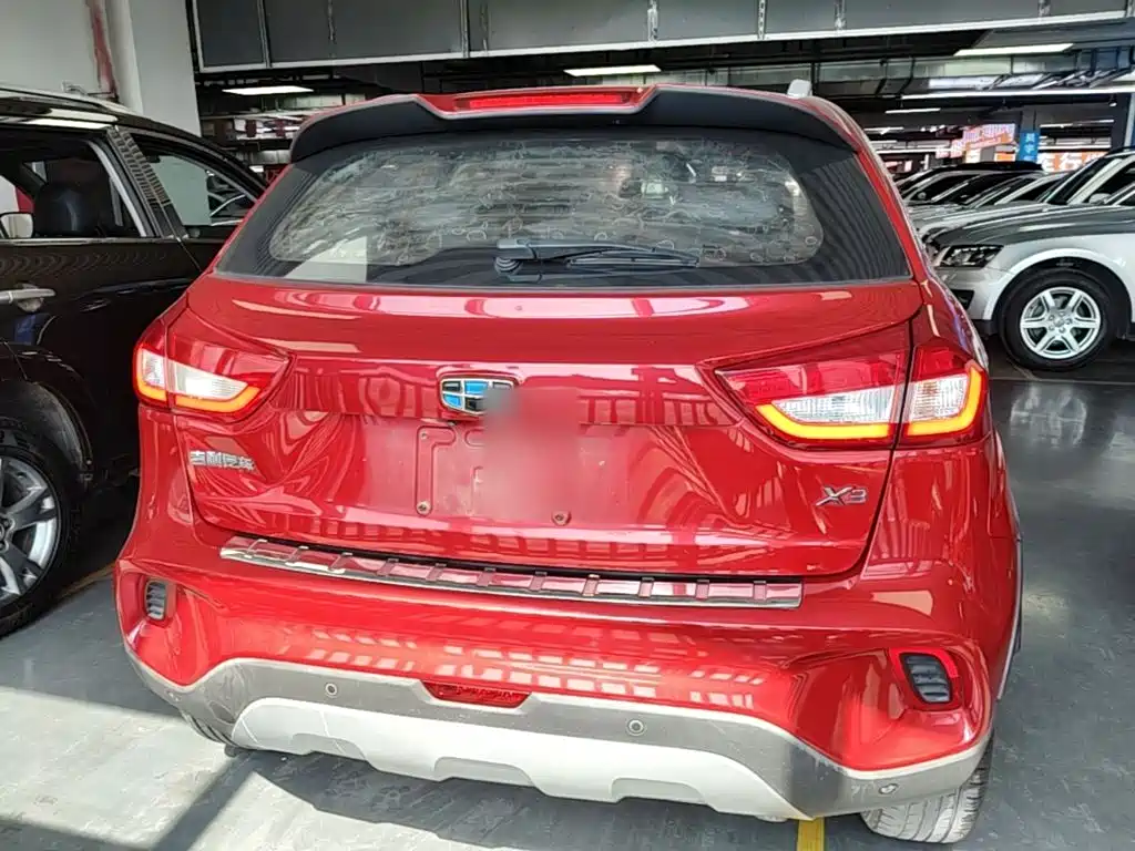 Фото 6 - Geely Vision X3