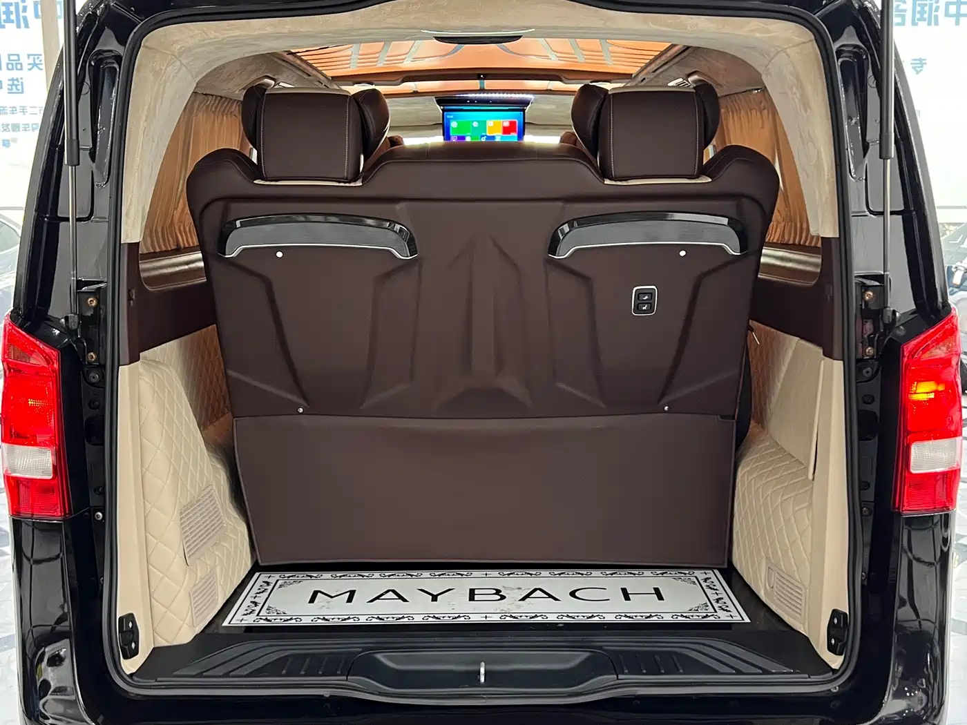 Mercedes-Benz Vito 2018 2.0T Business Edition China VI фото 19