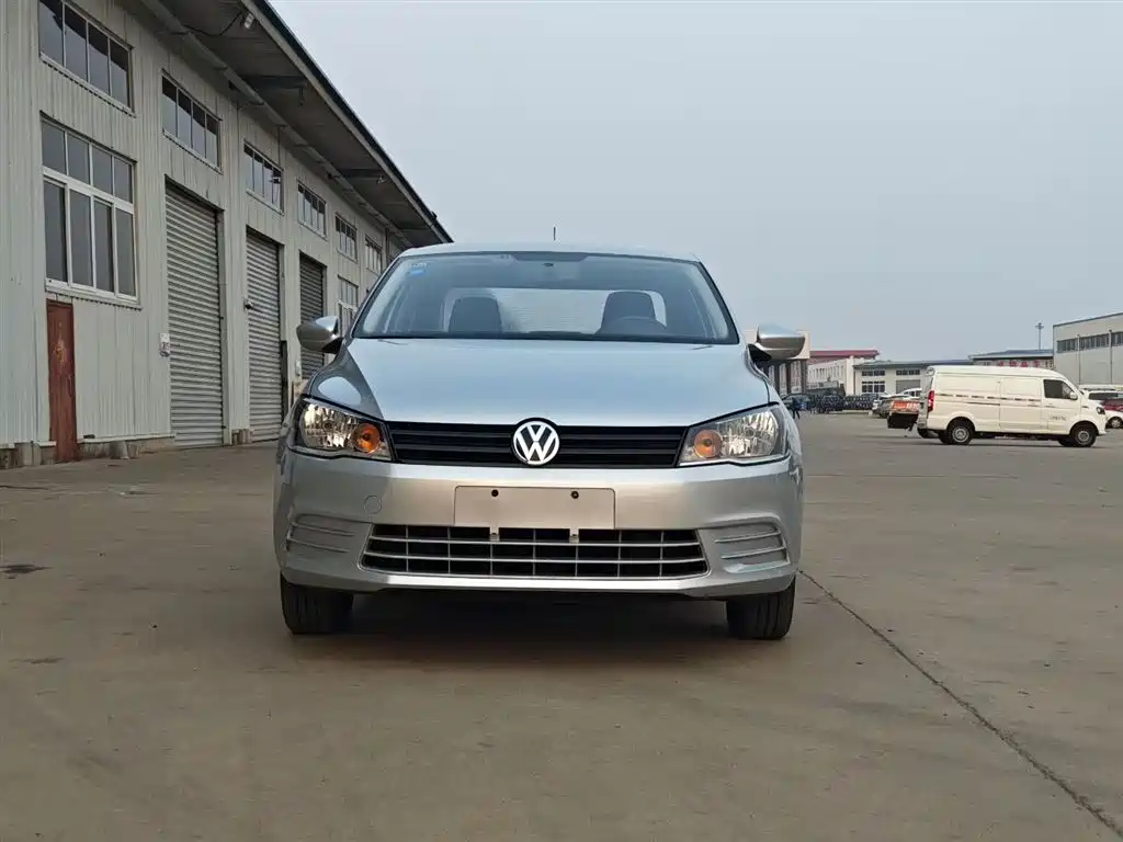 Volkswagen Jetta 2015 Value Edition 1.6L Manual Fashion фото 2