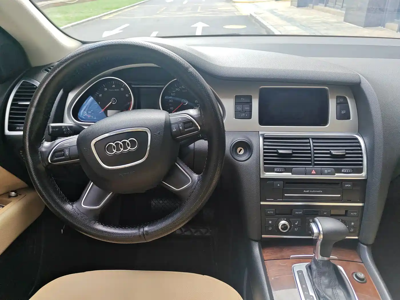 Audi Q7 2012 3.0 TFSI Technology (200kW) фото 11