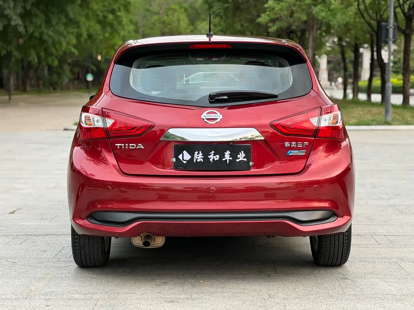 Photo 17 - Nissan Tiida