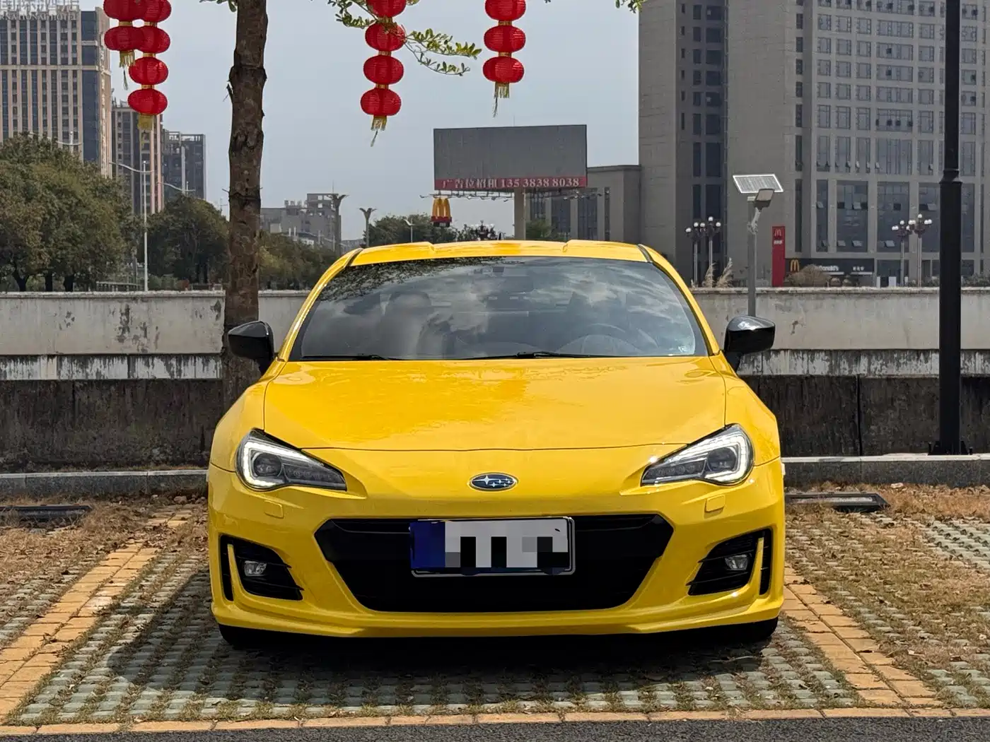 Subaru BRZ 2017 2.0i Automatic type-RS Yellow Special Edition фото 2