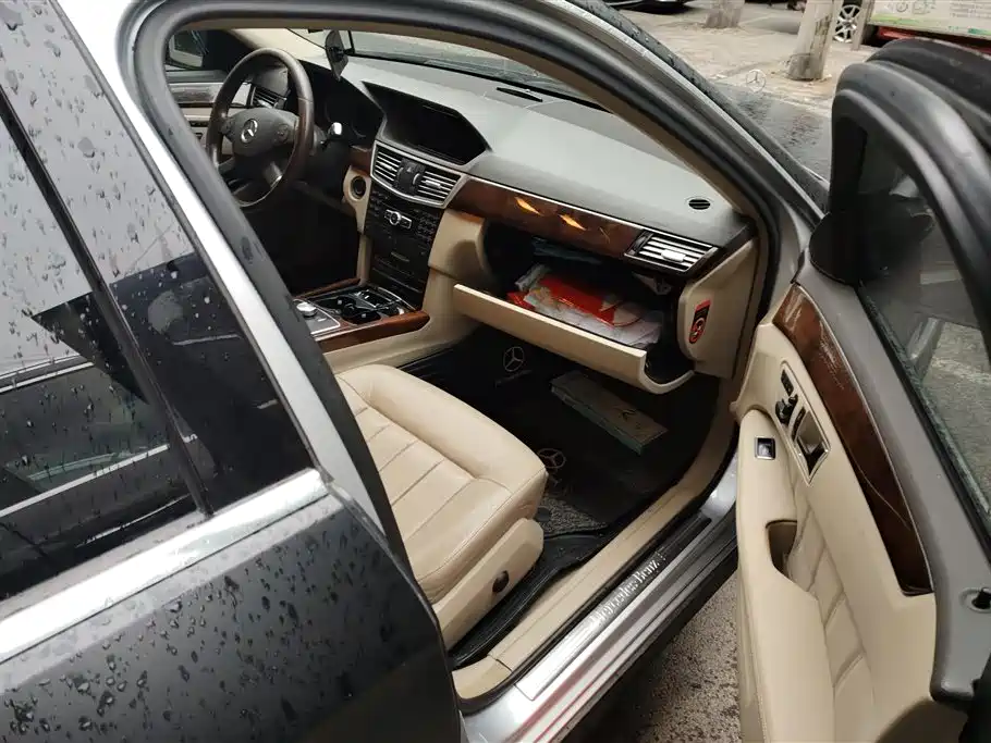 Mercedes-Benz E-Class 2013 E 300 L Elegance фото 8
