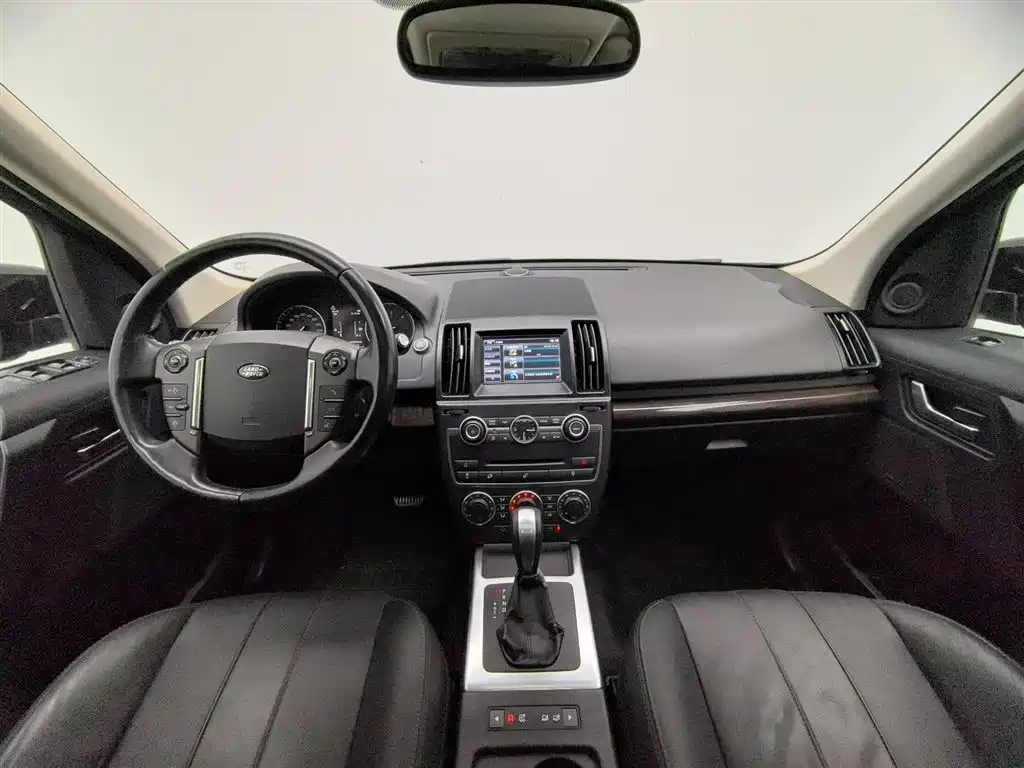 Land Rover Freelander 2 2014 2.2T SD4 SE Diesel Edition фото 5