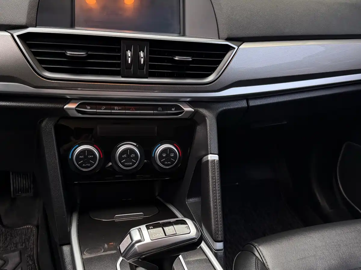 Haval H6 2018 Blue Label Sport 1.5T Automatic 2WD Elite фото 10
