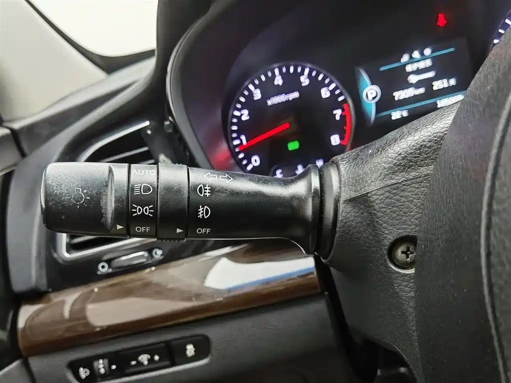 Kia K4 2014 1.8L Automatic DLX фото 21
