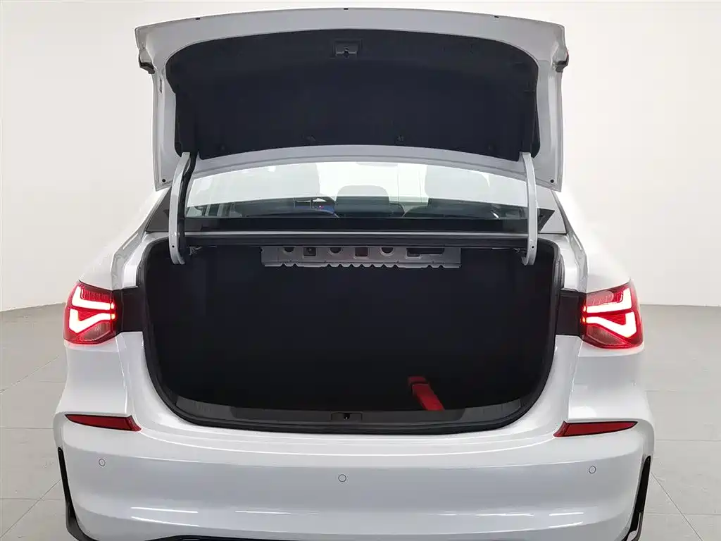 Chevrolet Monza 2024 1.5L Dual-Clutch Delight Edition фото 16