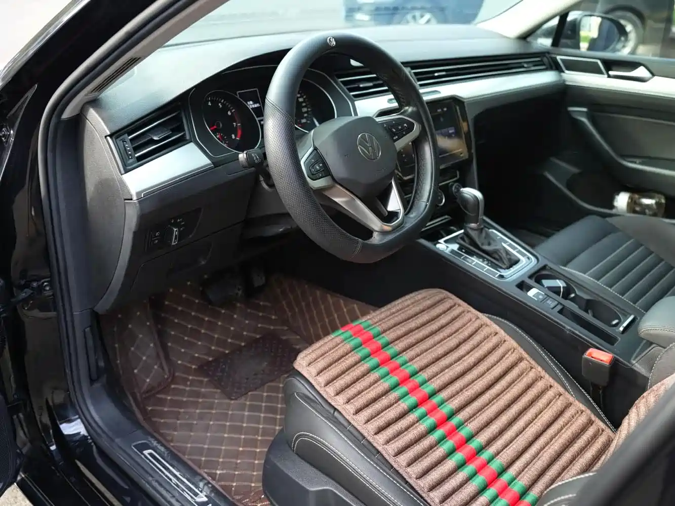 Volkswagen Magotan 2020 280TSI DSG Comfort фото 4