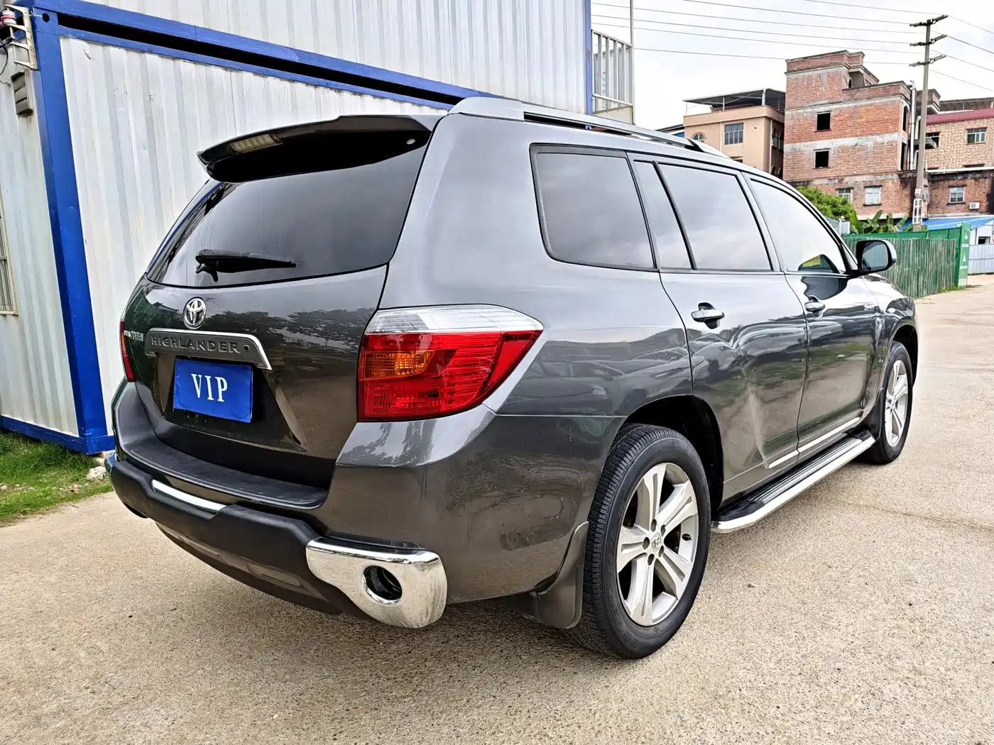 Toyota Highlander 2011 2.7L 2WD 7-seat Luxury фото 4