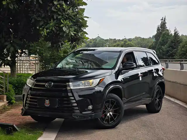 Toyota Highlander 2020
