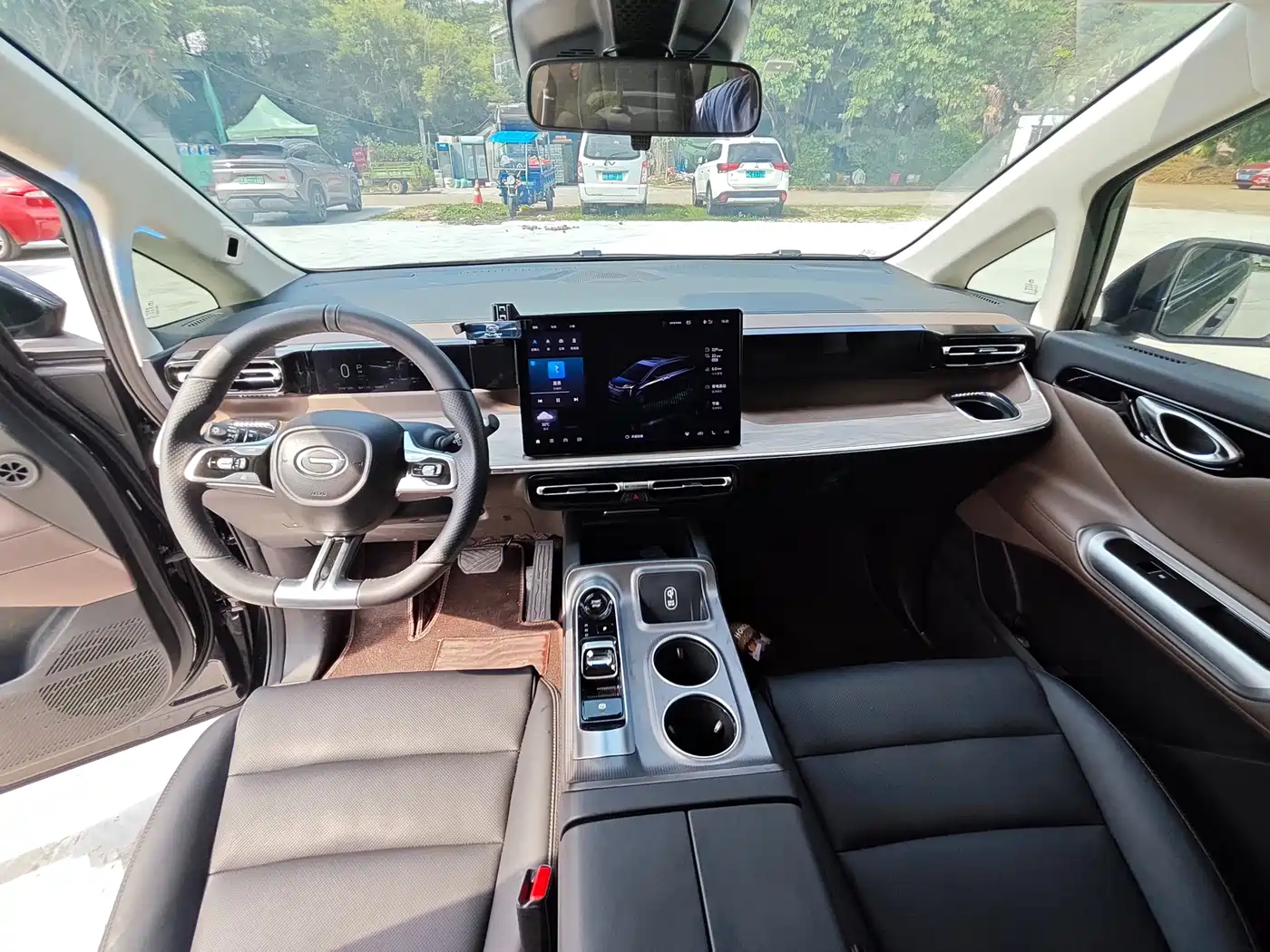 GAC Trumpchi Trumpchi E8 NEV 2024 Model 150km MAX фото 6