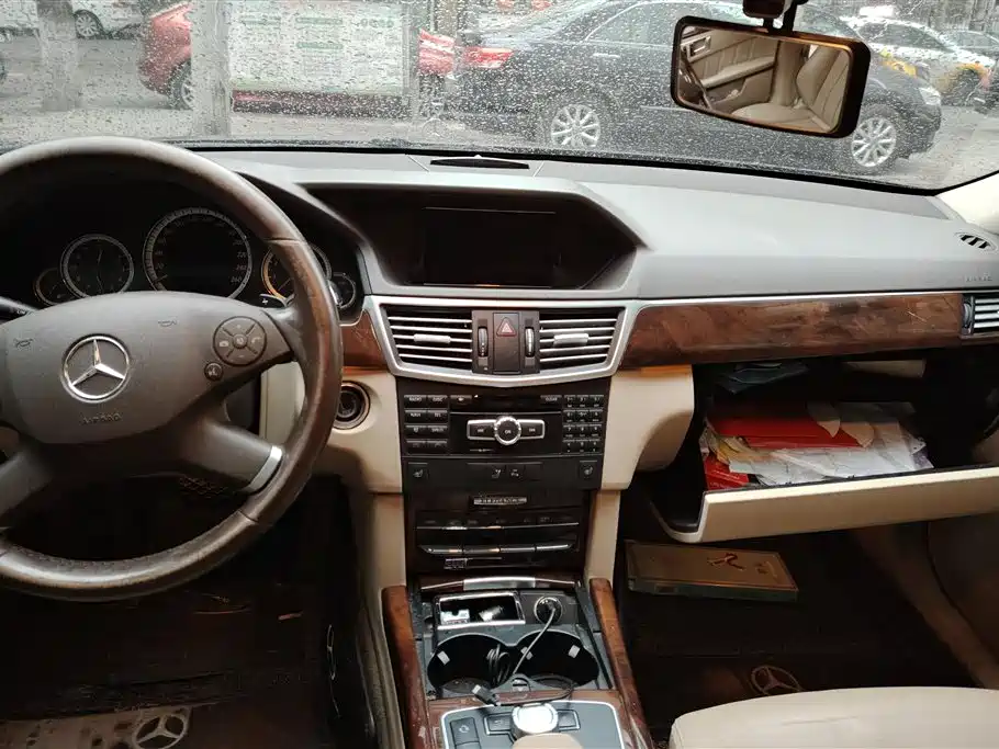 Mercedes-Benz E-Class 2013 E 300 L Elegance фото 13