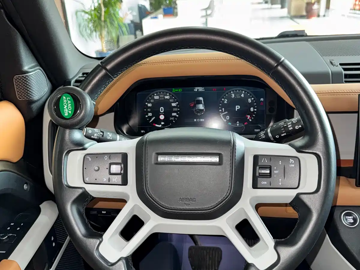 Land Rover Defender 2023 Facelift 110 3.0T P400 X-DYNAMIC HSE фото 26