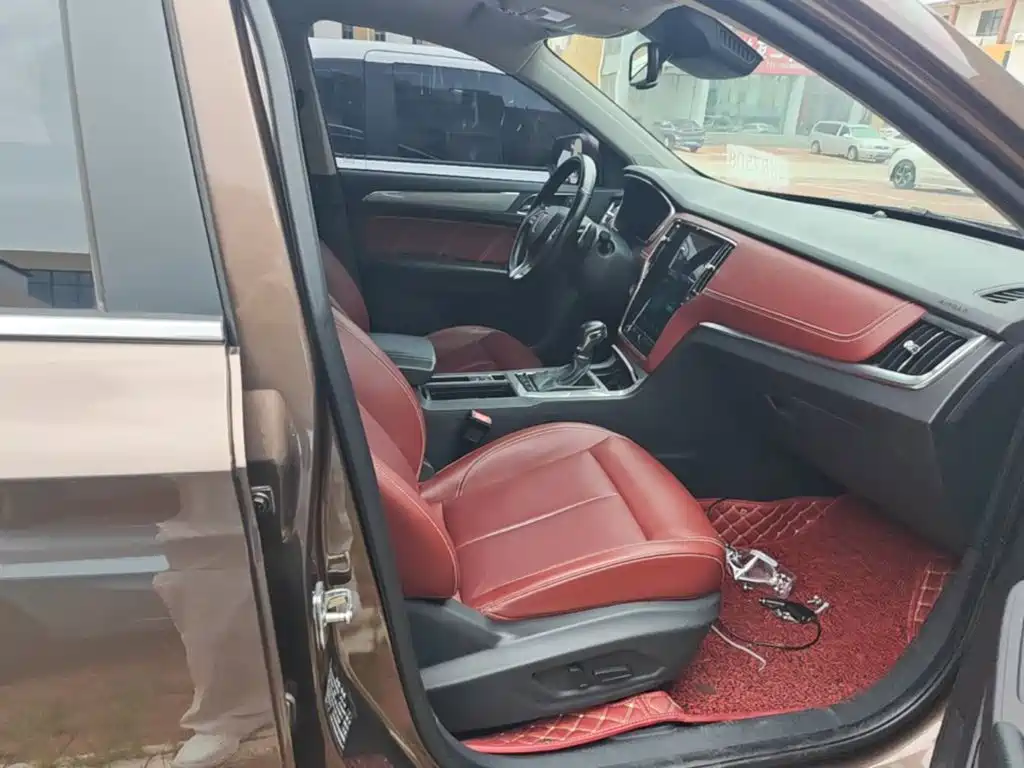 Roewe RX5 2016 2016 30T 4WD Automatic Internet Premium Edition