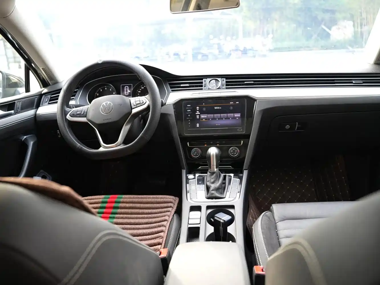 Volkswagen Magotan 2020 280TSI DSG Comfort фото 6