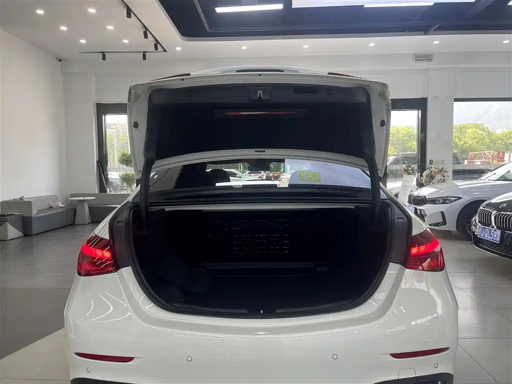 Mercedes-Benz C-Class 2024 Facelift C 260 L Moonlight Sport фото 14