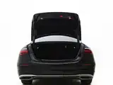 Photo 20 - Mercedes-Benz S-Class