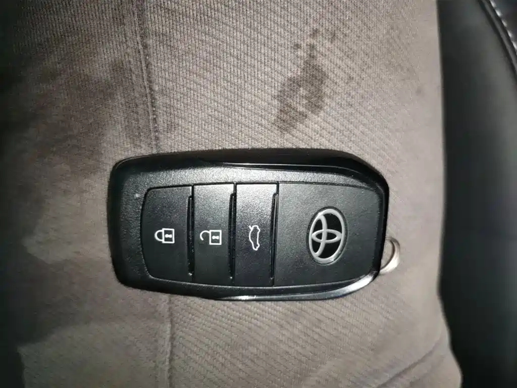 Toyota Camry 2024 Model Dual Hybrid 2.0HS Sport Edition фото 9