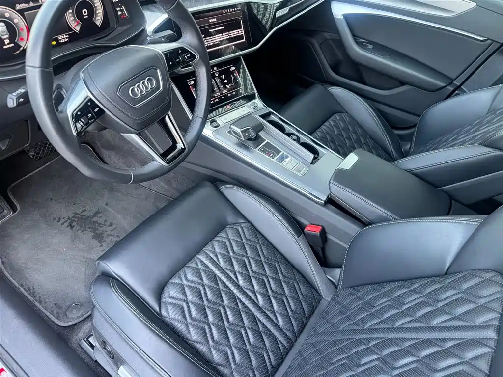 Audi A6L 2025 45 TFSI Premium Sport фото 9