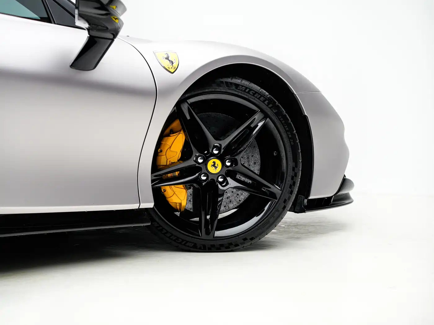 FERRARI SF90