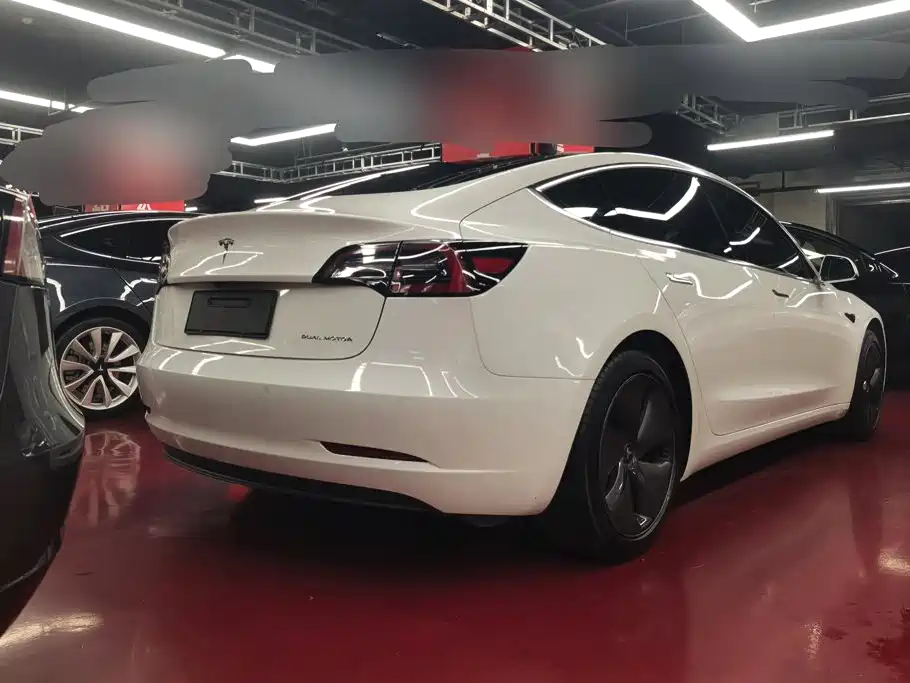 Tesla Model 3 (Import) 2019 2019 Long Range All-Wheel Drive Edition