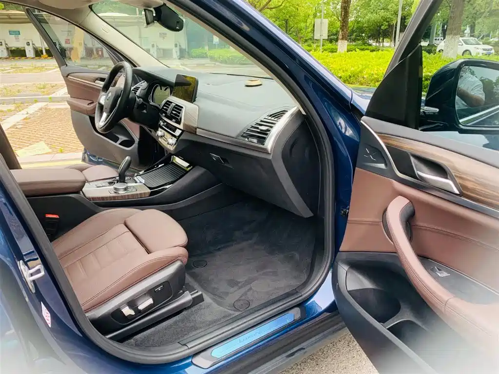 BMW X3 2019 xDrive28i Luxury Package фото 15