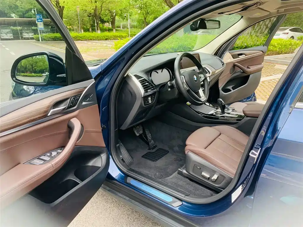BMW X3 2019 xDrive28i Luxury Package фото 10