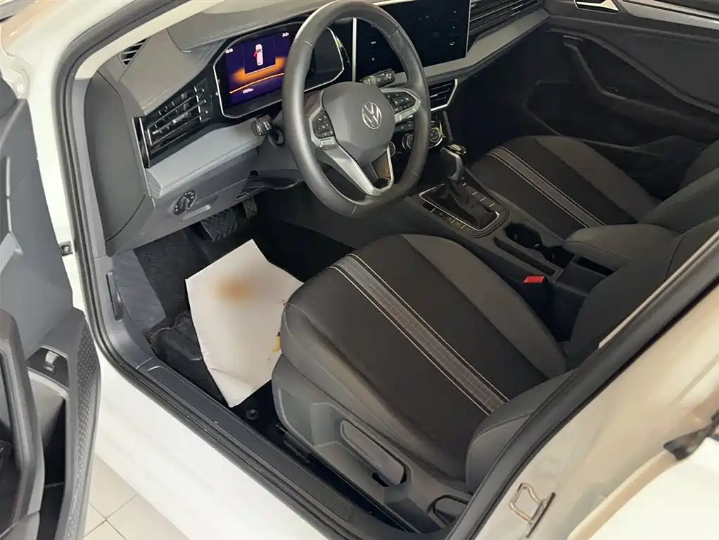 Volkswagen Sagitar 2024 200TSI DSG Flying Edition фото 13