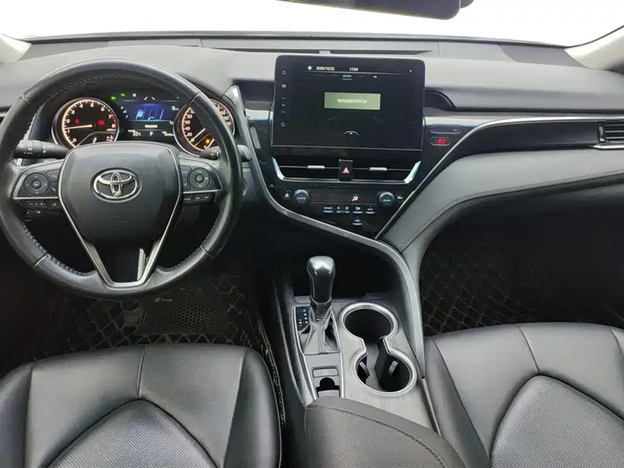 Toyota Camry 2021 2.0G Luxury Edition фото 12