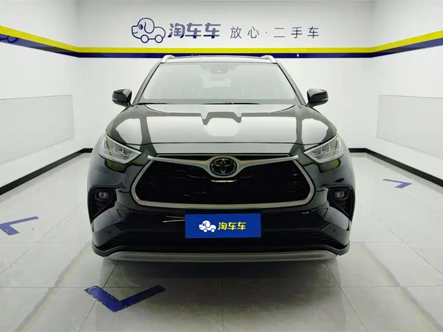 Toyota Highlander 2022 380T 4WD Premium 7-Seater фото 2