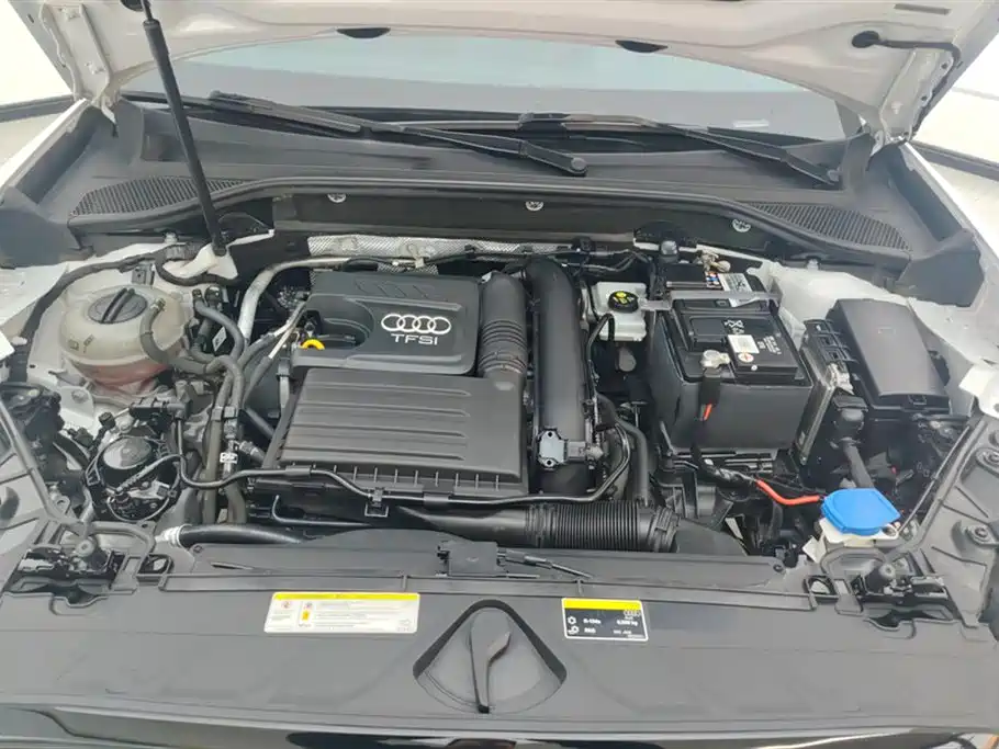 Audi Q2L 2018 35 TFSI Launch Exclusive Edition China VI фото 10