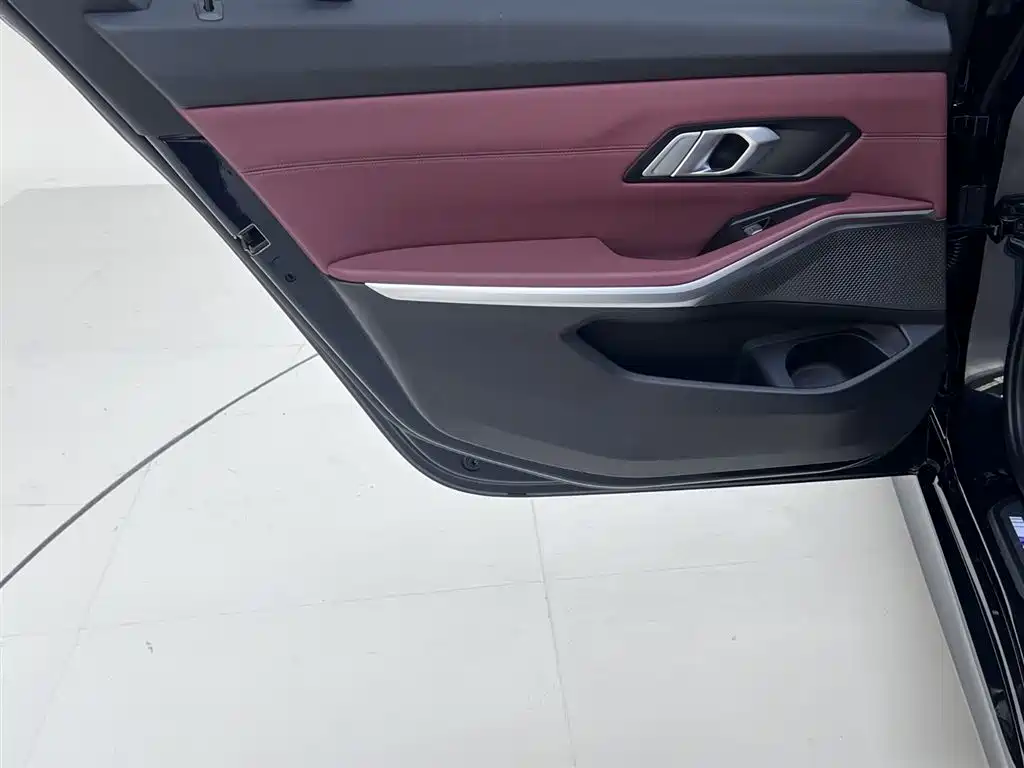 BMW 3 Series 2022 320Li M Sport Package фото 20